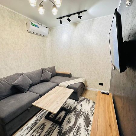 Yas 2 Apartment Samarkand Esterno foto